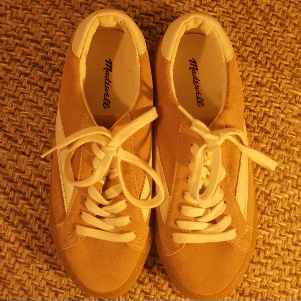 Madewell sneakers. Women’s; Size (7). Gently used and rarely worn. Light pink.